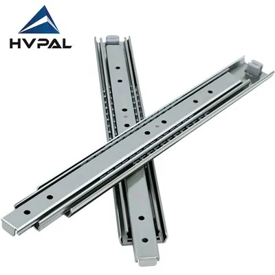 מגלשה כבדה עבור קרוואנים וארגז כלים